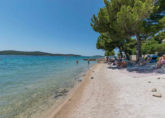 Vikendica House Marina